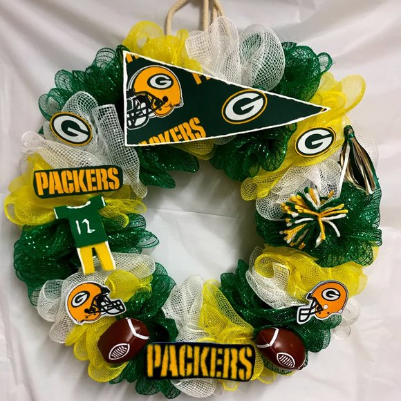 GREEN BAY PACKERS WREATH - Picture 1 of 1